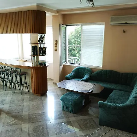 Πανσιόν Black Sea Pearl